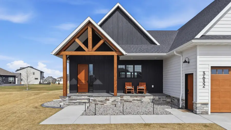 3632 Crimson Loop S, Fargo, ND 58104 - #3