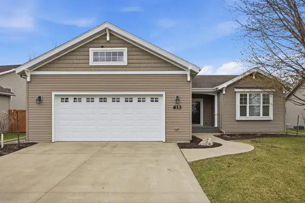 613 13th Avenue N, Moorhead, MN 56560