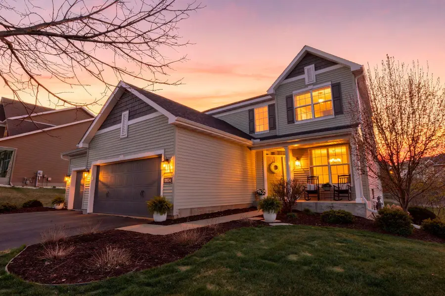 10834 Knollwood Court, Woodbury, MN 55129 - #2