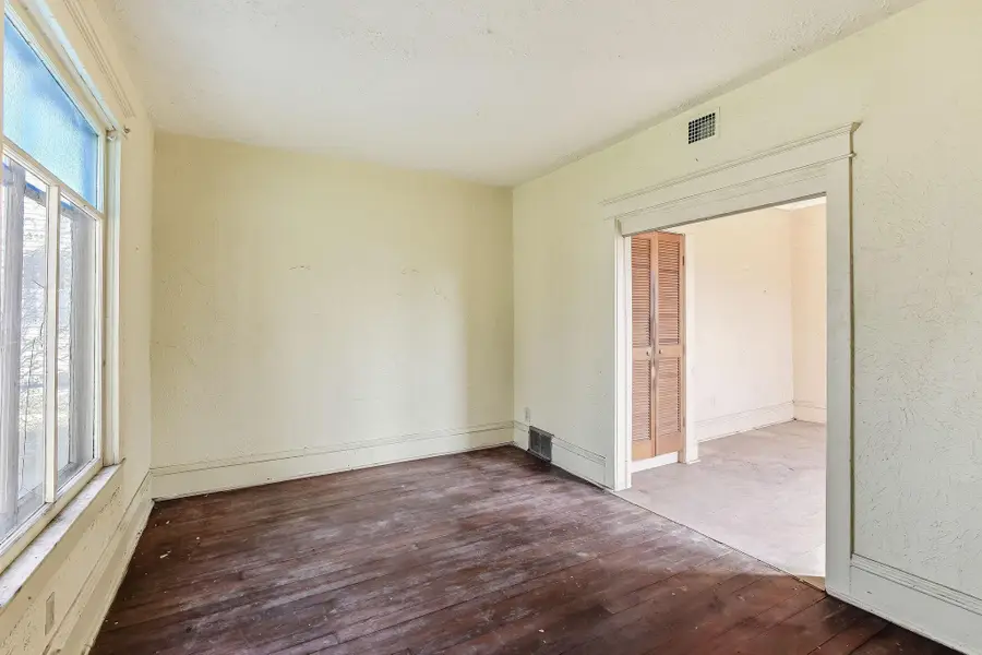 3118 Sheridan Avenue N, Minneapolis, MN 55411 - #2