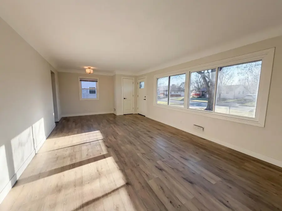 5918 Zenith Avenue N, Minneapolis, MN 55429 - #3