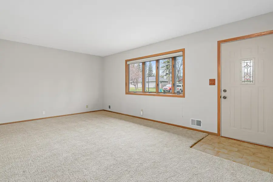 258 Dawn Avenue, Shoreview, MN 55126 - #3