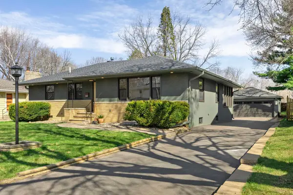 2809 Townview Avenue Ne, Minneapolis, MN 55418