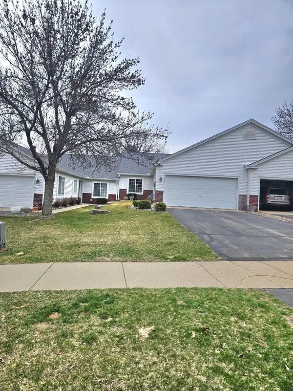 9006 Preserve Trail, Savage, MN 55378