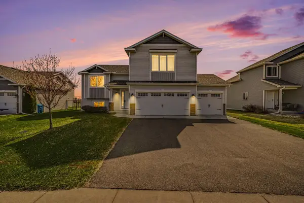 19087 Ivanhoe Drive Nw, Elk River, MN 55330