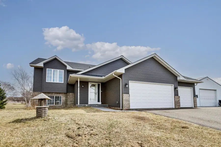 4874 241st Avenue Nw, Saint Francis, MN 55070 - #2