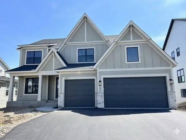 4097 Arbor Drive, Woodbury, MN 55129