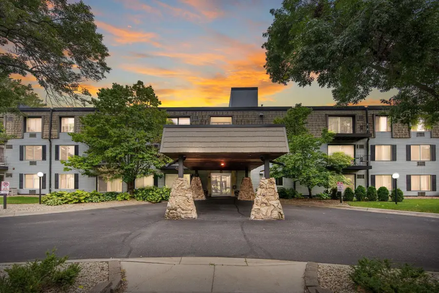 179 Little Canada Road E #327, Saint Paul, MN 55117 - #2