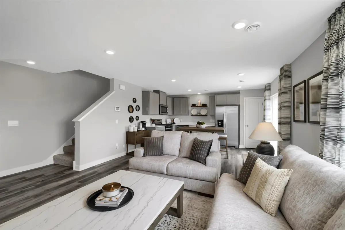 19341 137th Avenue N, Rogers, MN 55374 - #1