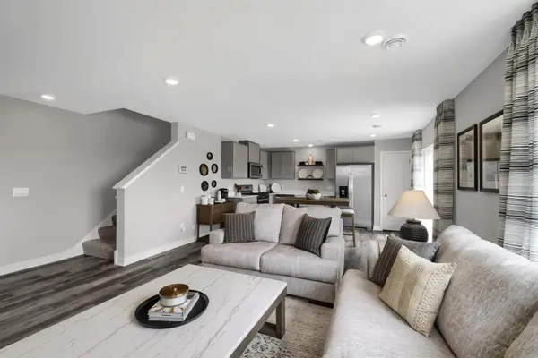 19341 137th Avenue N, Rogers, MN 55374