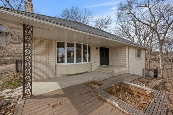 1340 Alpine Pass, Minneapolis, MN 55416