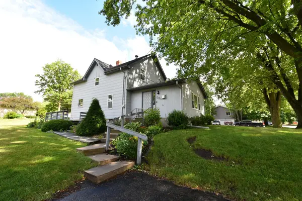 581 2nd Avenue E, Zumbrota, MN 55992