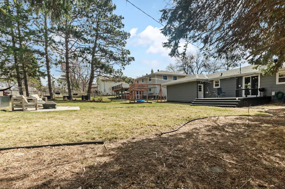 2513 Blomquist Avenue, Saint Paul, MN 55110 - #1