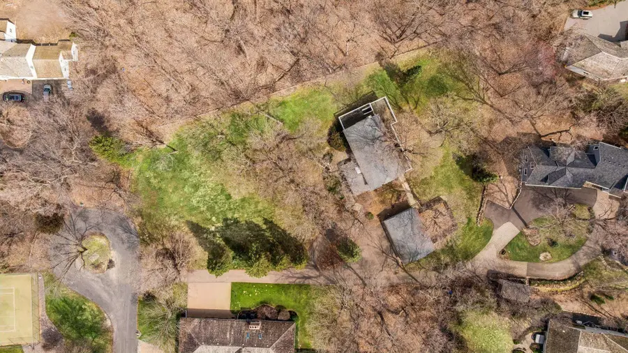 21XX Huntington Point Road E, Wayzata, MN 55391 - #2