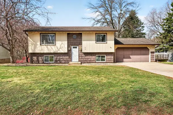 513 Meadowlark Court Nw, Byron, MN 55920