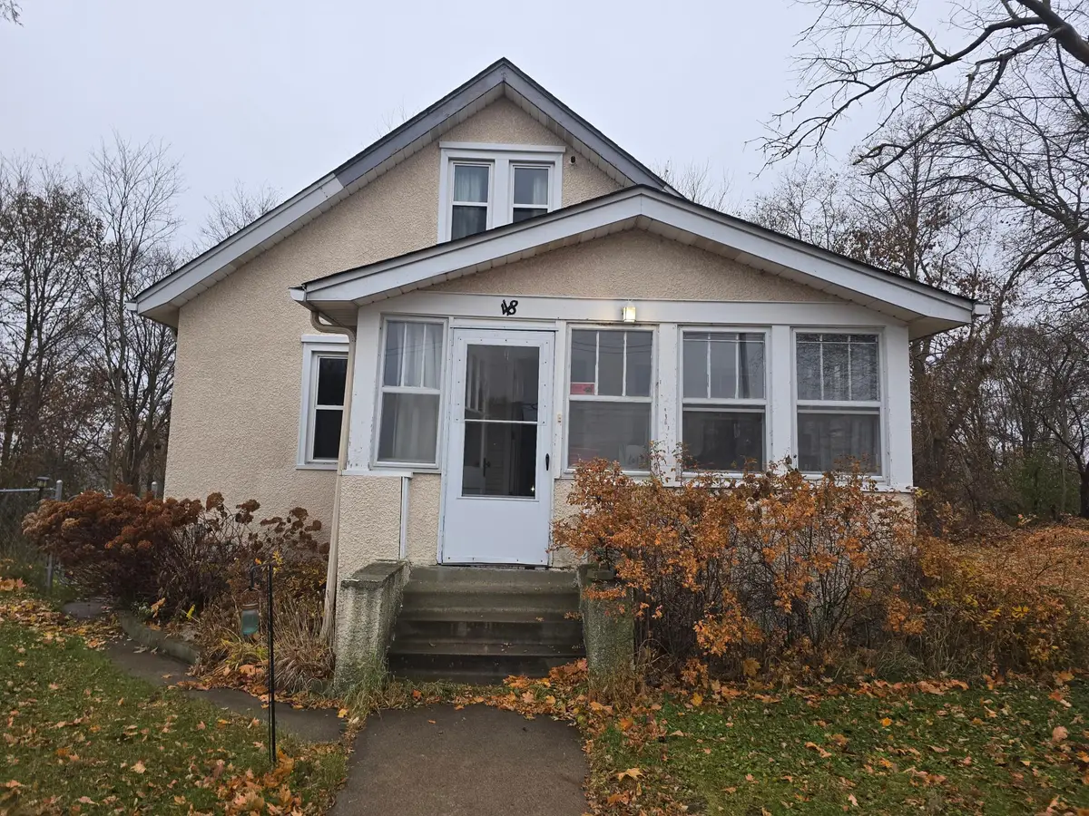 48 Jessamine Avenue E, Saint Paul, MN 55117 - #1
