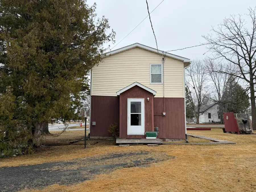 1702 1st Avenue, International Falls, MN 56649 - #2