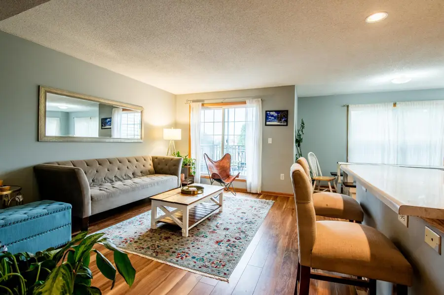 5724 4th Street Ne, Fridley, MN 55432 - #2