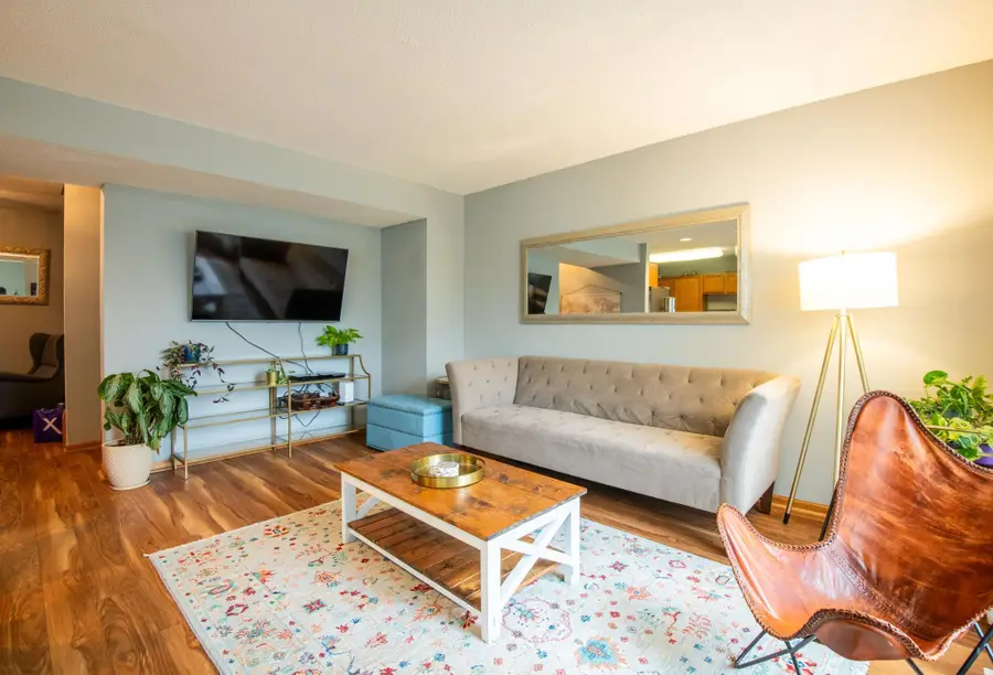 5724 4th Street Ne, Fridley, MN 55432 - #3