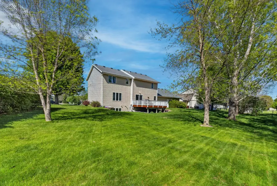 905 Horizon Circle, Belle Plaine, MN 56011 - #2