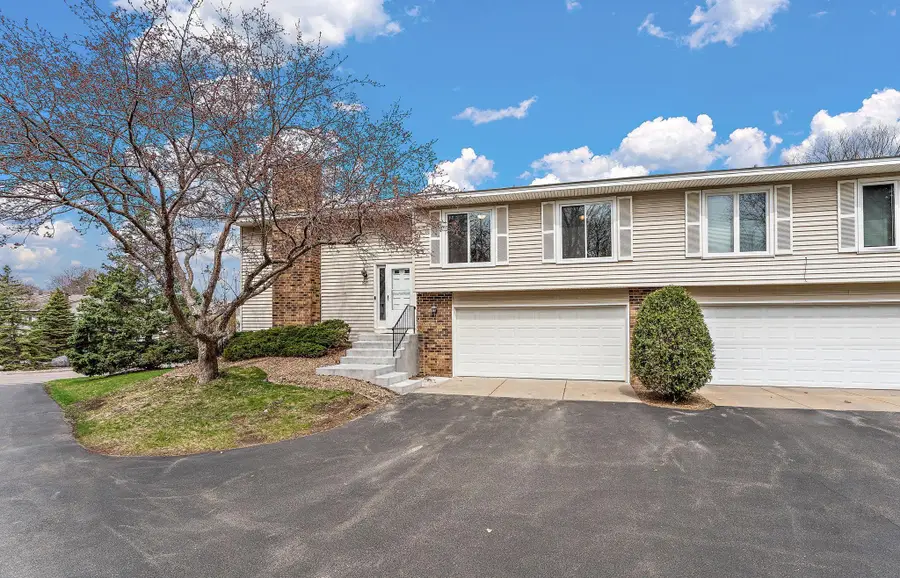 1621 W 140th Street, Burnsville, MN 55337 - #2