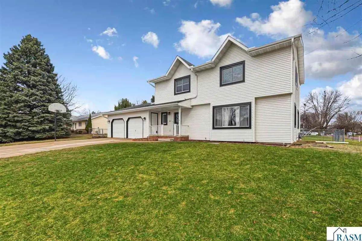 229 Wadsworth Drive, Mankato, MN 56001 - #1