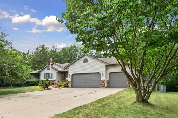 39074 Riverside Court, North Branch, MN 55056