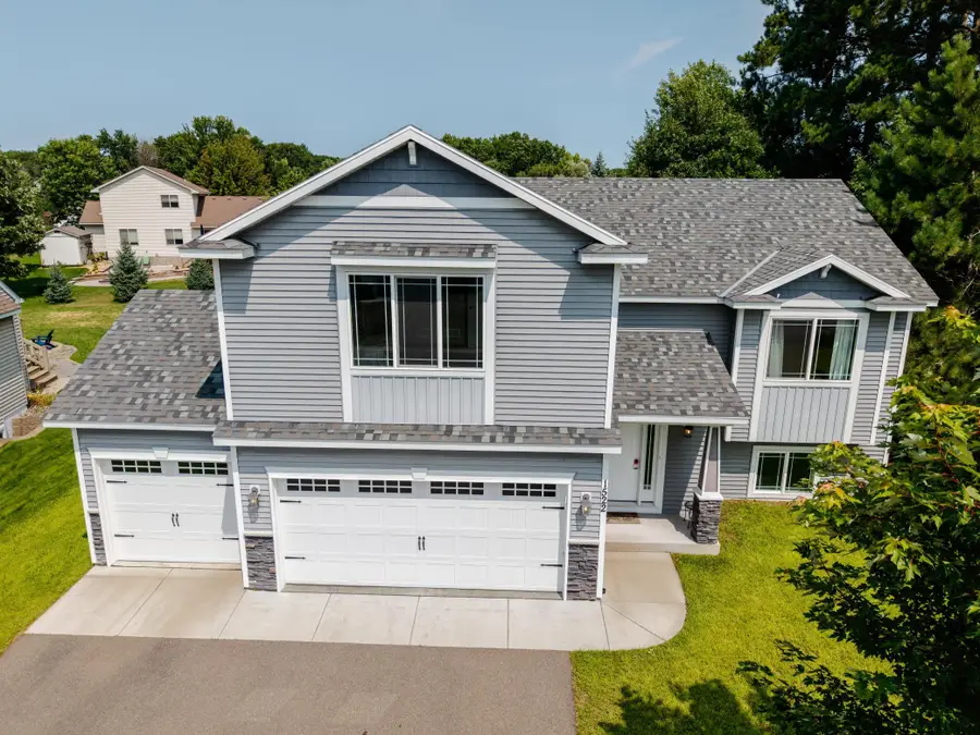 1522 35th Avenue Sw, Cambridge, MN 55008 - #2
