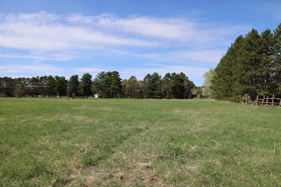 251x 183rd Ave Ne, Wyoming, MN 55092 - #3