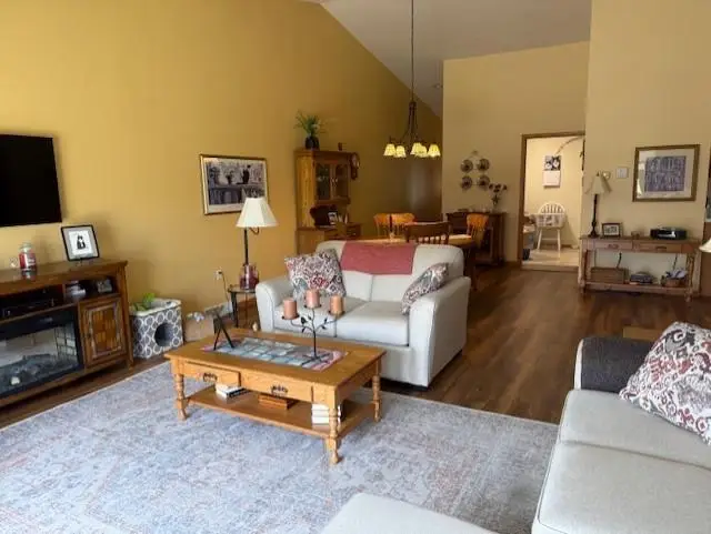 1004 W Lake Boulevard, Winona, MN 55987 - #2