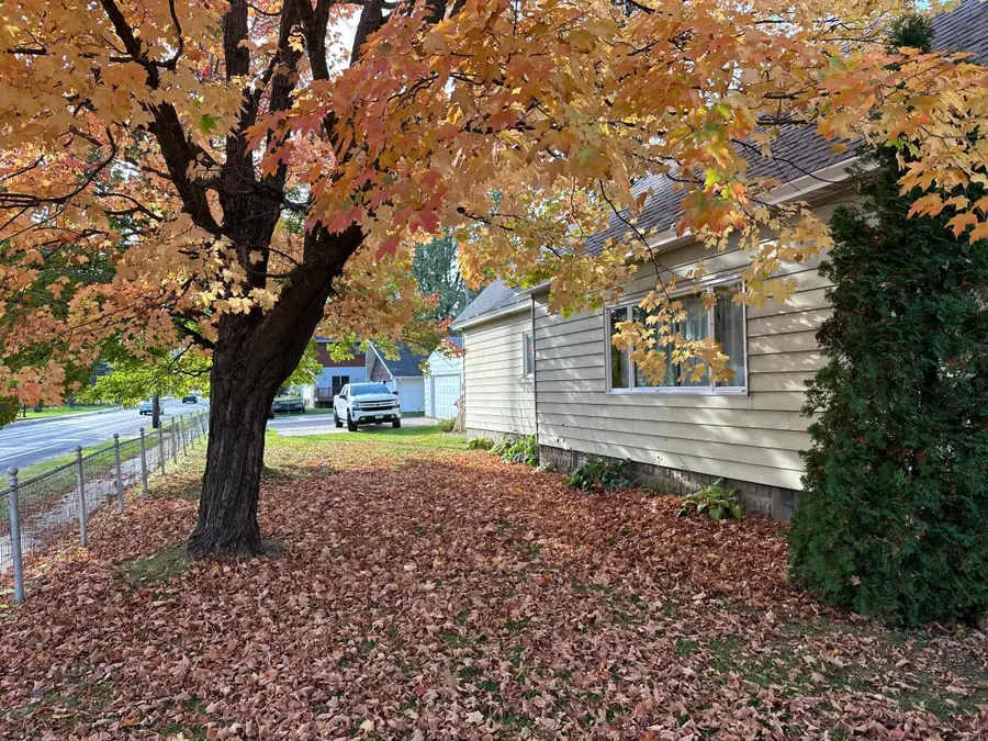 101 N Fayal Avenue, Eveleth, MN 55734 - #2