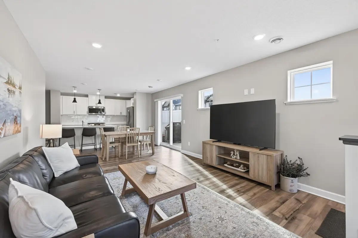 5251 Long Pointe Pass, Woodbury, MN 55129 - #1