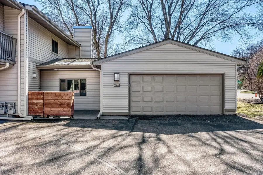 6220 Sandpiper Court, Edina, MN 55436 - #2