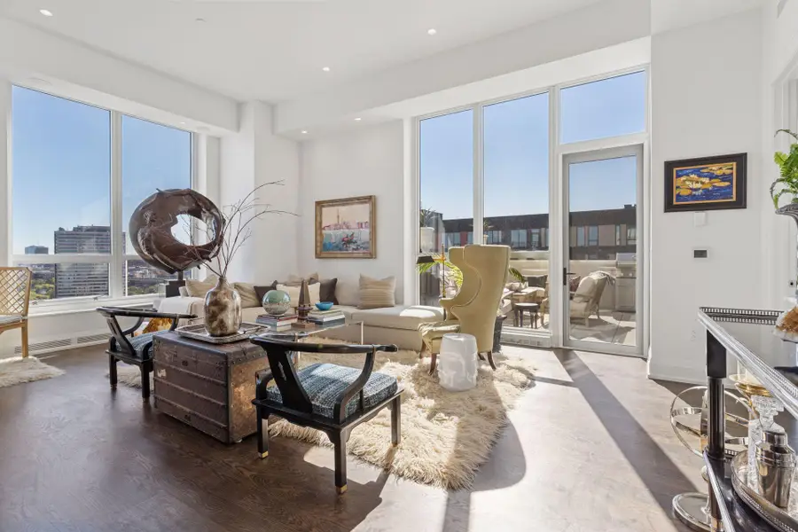 1111 W River Parkway #15E, Minneapolis, MN 55415 - #3