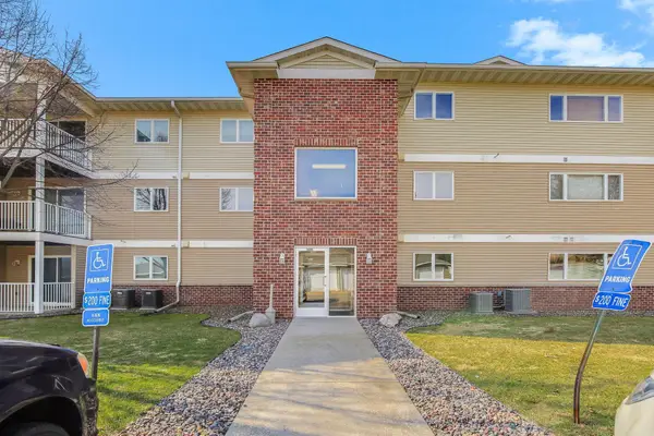 300 Whispering Lane #207, Hastings, MN 55033