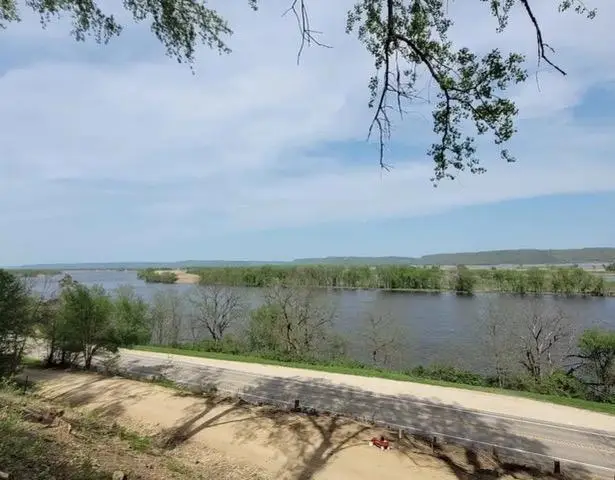 905 Mississippi Lane, Brownsville, MN 55919 - #1