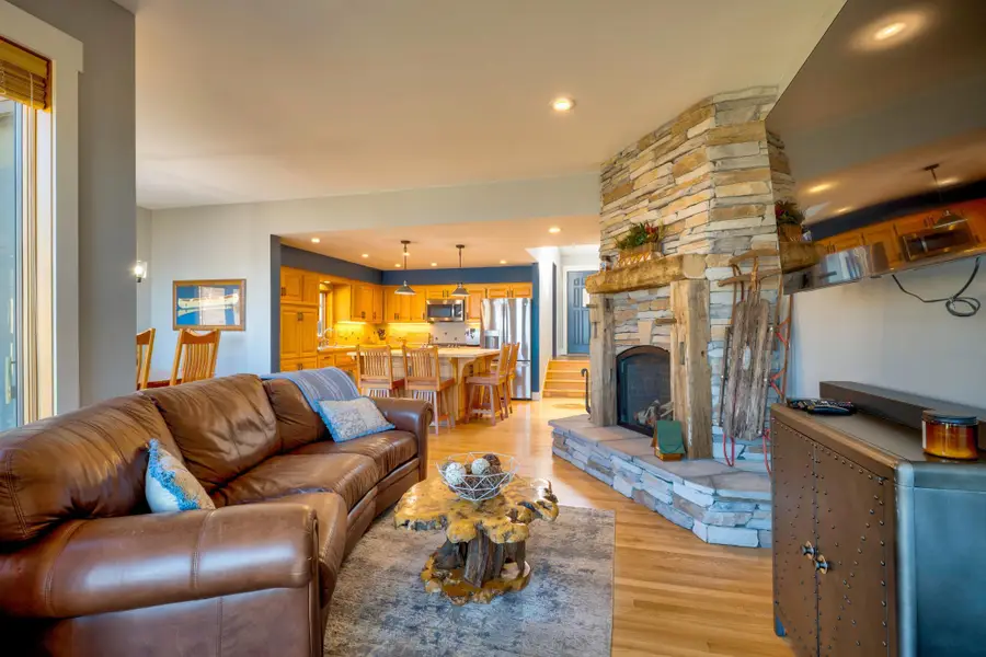 908 Railroad Avenue W, Walker, MN 56484 - #3