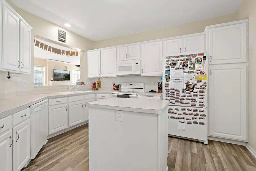 2700 Oak Ridge Trail, Woodbury, MN 55125 - #3