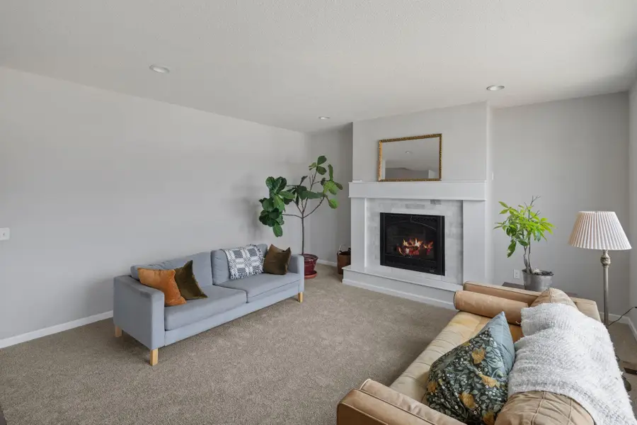 561 14th Street Nw, Saint Paul, MN 55112 - #2