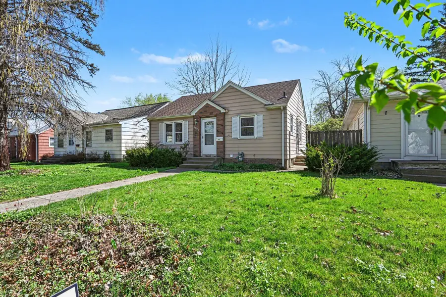 3008 Chowen Avenue N, Minneapolis, MN 55422 - #2
