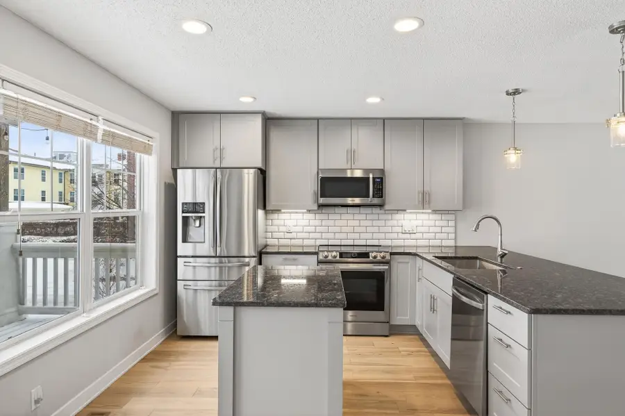 1667 Arona Street #8, Falcon Heights, MN 55108 - #2