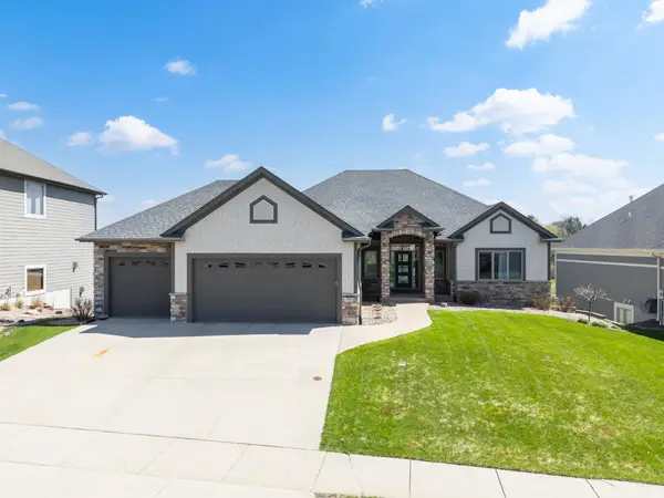 595 Somerby Parkway Ne, Byron, MN 55920