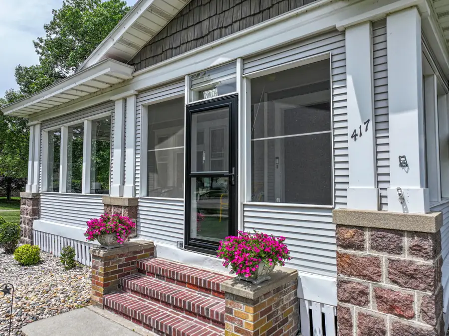 417 6th Avenue W, Alexandria, MN 56308 - #3