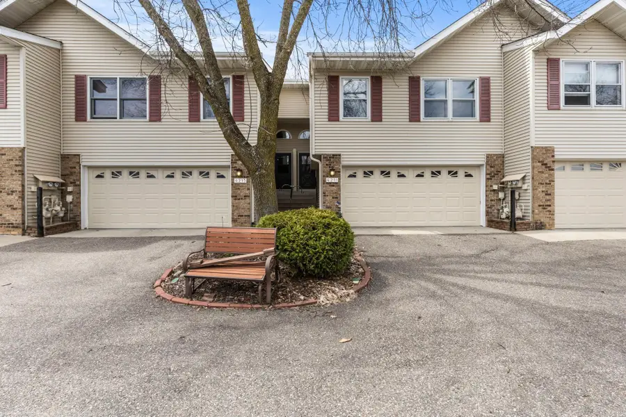 4211 Heine Court, Eagan, MN 55122 - #3