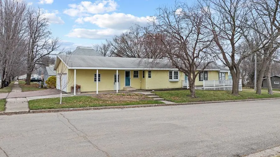 121 W Rowena Street, Ivanhoe, MN 56142 - #3