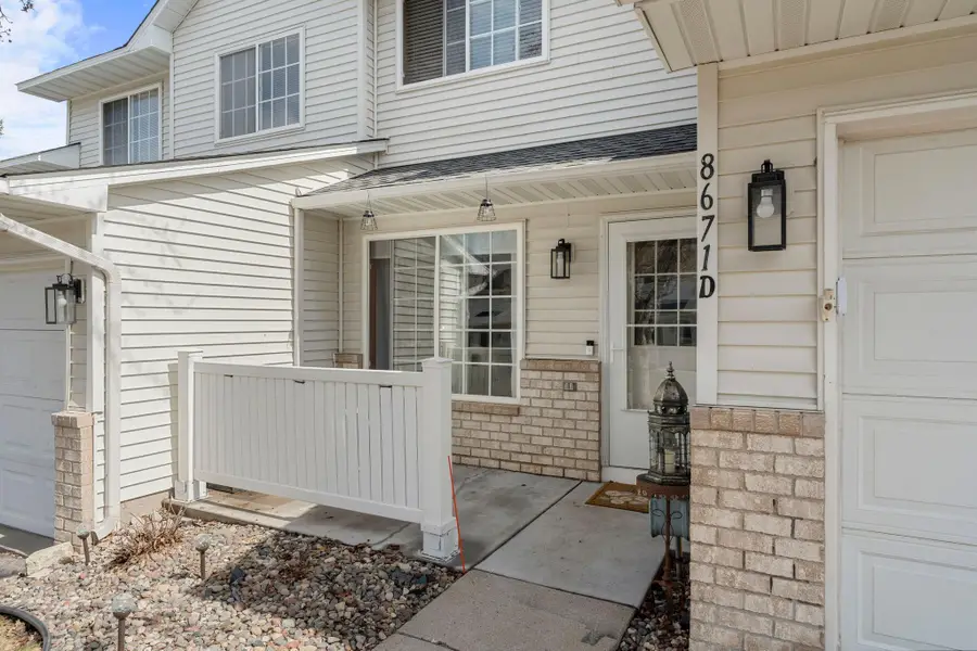 8671 Quarry Ridge Lane #D, Woodbury, MN 55125 - #2
