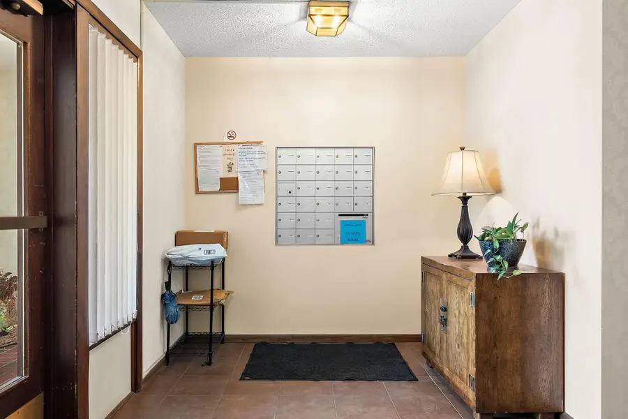 4401 Parklawn Avenue #301W, Minneapolis, MN 55435 - #3