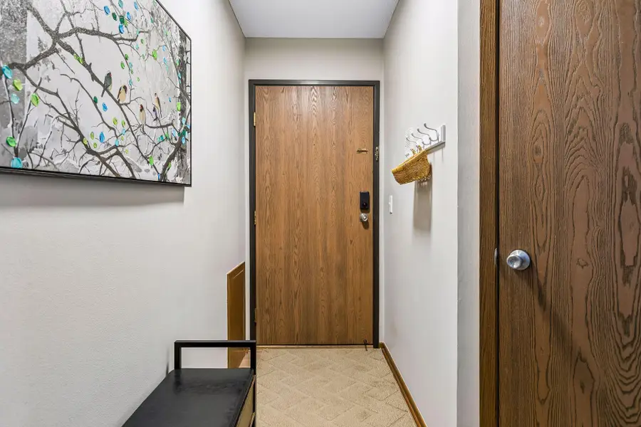 3563 Blue Jay Way #203, Eagan, MN 55123 - #3