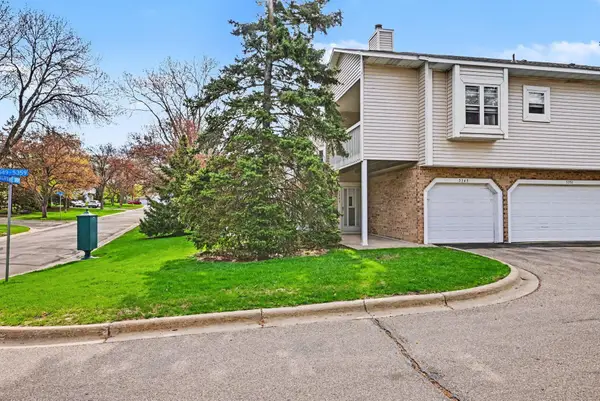 5349 Highpointe Drive, Minneapolis, MN 55437