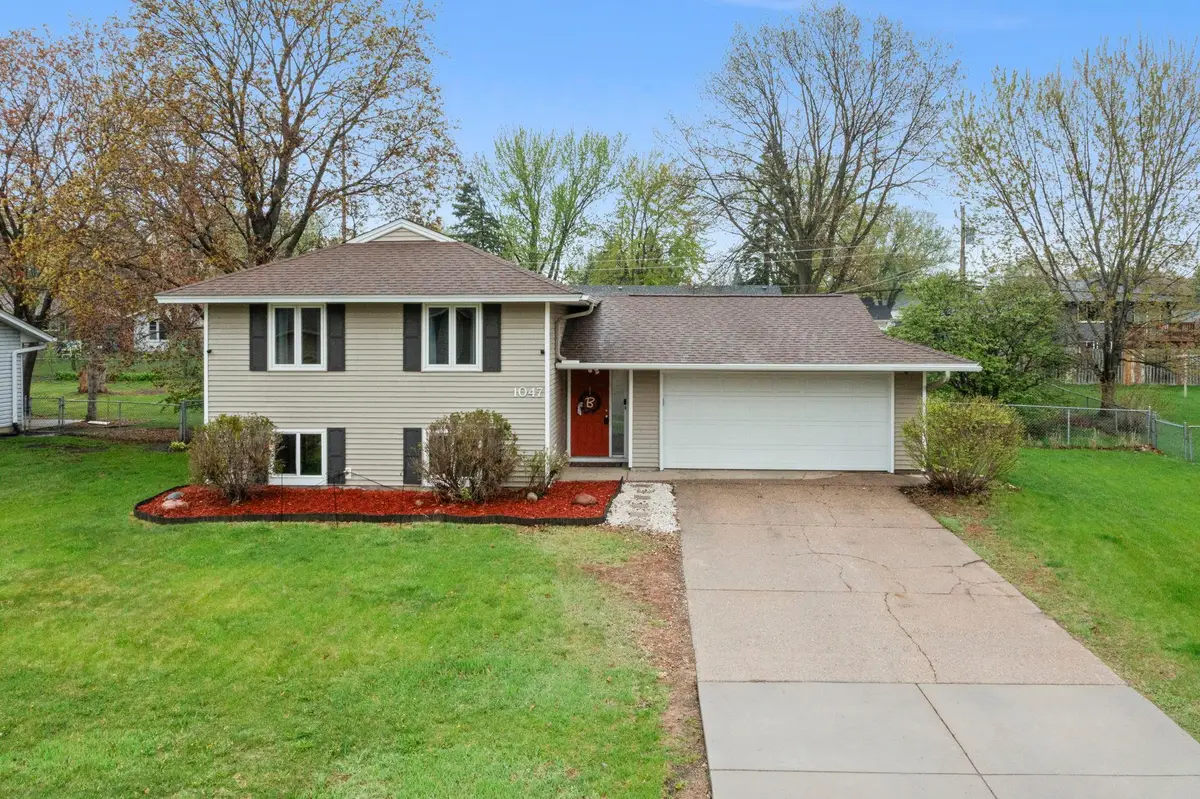 1047 Lowell Drive, Apple Valley, MN 55124 - #1